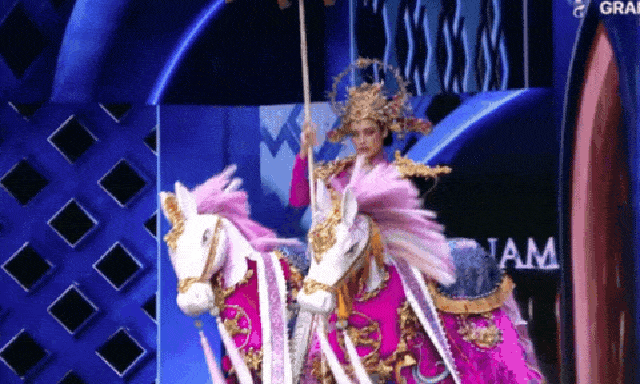 Emoura Phạm thi Trang phục dân tộc ở Miss Grand: Tự tin nhưng quá an toàn! 