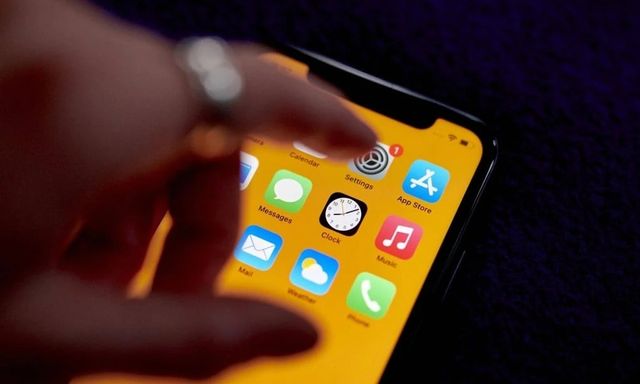 Mã độc nhắm tới người dùng iPhone, có thể âm thầm truy cập ảnh và mật khẩu