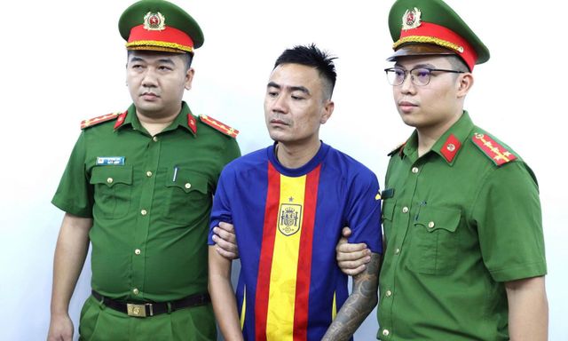 Khởi tố, bắt tạm giam Thắng 