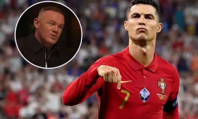 Rooney chỉ trích Cristiano Ronaldo