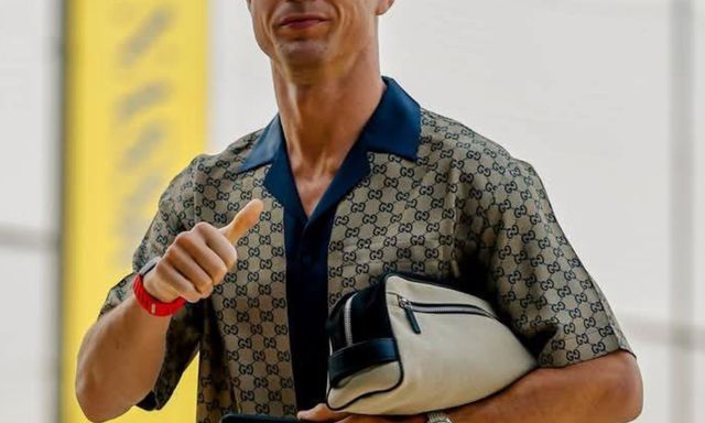 Ronaldo dùng điện thoại gì? 