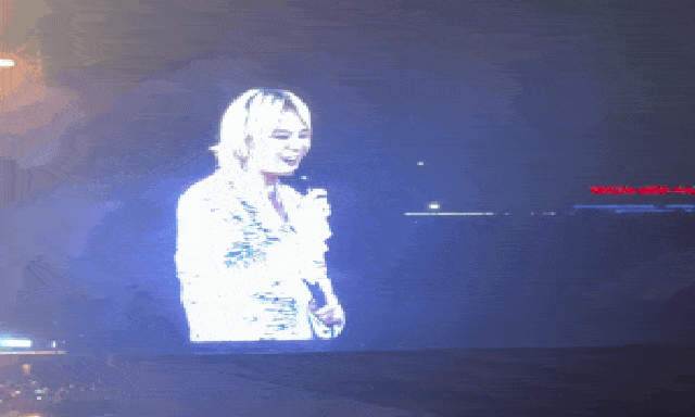 BIGBANG nắm bắt tình hình fan Việt: Về nhà mà vẫn hát, bộ không ai ngủ sao?
