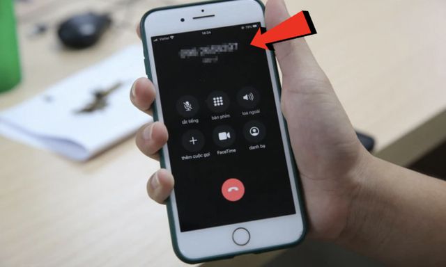 Nghe điện thoại số lạ, cô gái 2004 thao tác chuyển khoản 1,6 tỷ đồng xong mới phát hiện bất thường, đi trình báo công an