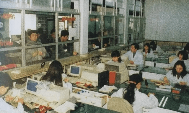 Nữ giao dịch viên lập sổ tiết kiệm ảo, chiếm đoạt hơn 14,4 tỷ đồng từ ngân hàng rồi trốn biệt suốt 25 năm: Phẫu thuật thẩm mỹ, thay tên đổi họ vẫn sa lưới cảnh sát 