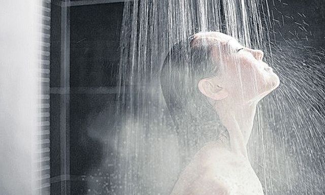 Có nên tắm thường xuyên khi trời lạnh? Câu trả lời thực sự khiến nhiều người phải thay đổi suy nghĩ