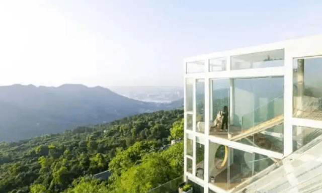 3 người bạn chung tiền xây nhà kính bên vách núi, cùng nhau dưỡng già: Gian nan khởi nghiệp trở thành ký ức ấm áp, có nỗ lực có thành công