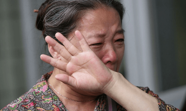 Cụ ông 90 tuổi qua đời, để lại toàn bộ tài sản cho con trai người giúp việc: Con gái 