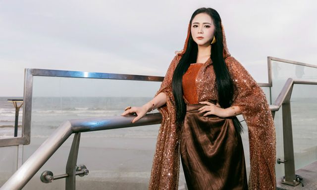 Từ khóa tìm kiếm về 1 nhà thiết kế người Việt đang tăng vọt: Chuyện gì đang xảy ra? 