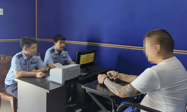 Phát hiện người đàn ông có hơn 261 tỷ đồng “tiền mặt” nhưng không dám tiêu, phải bán nhà, bán xe để trang trải cuộc sống