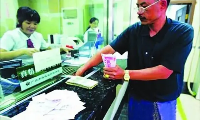 Cụ bà qua đời để lại 5 sổ tiết kiệm hơn 835 triệu đồng, 4 người chắt đi rút thì bị ngân hàng từ chối: “Chưa thể giải ngân vì sợ chi tiền sai đối tượng”