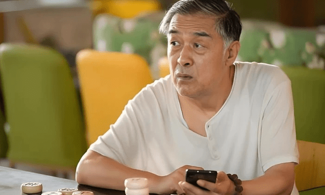 Sau khi về hưu, tôi giấu kín 3 điều để con cái không thể tìm thấy: Bỗng thành người an nhàn, viên mãn nhất làng