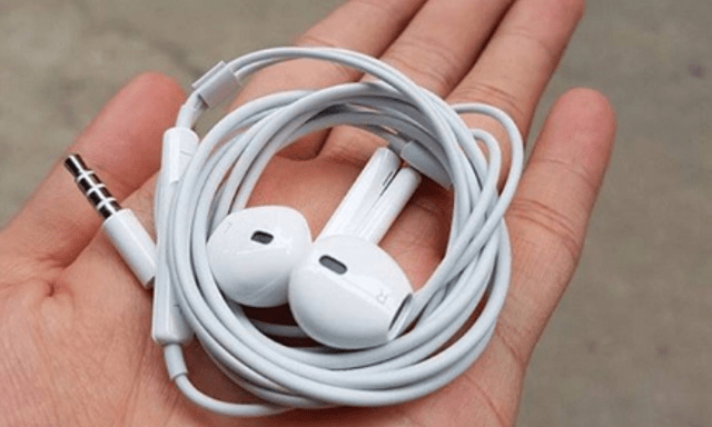 Hơn 90% người dùng iPhone không biết công dụng của những chiếc lỗ nhỏ trên tai nghe của hãng