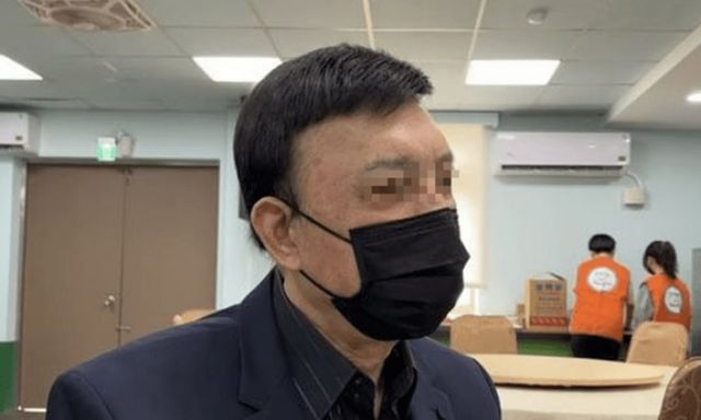 Tổng giám đốc được công ty chuyển khoản 341 triệu đồng/tháng, ghi rõ là tiền lương nhưng khi nghỉ việc bị yêu cầu trả lại hơn 1 tỷ đồng: Tòa án nói gì?