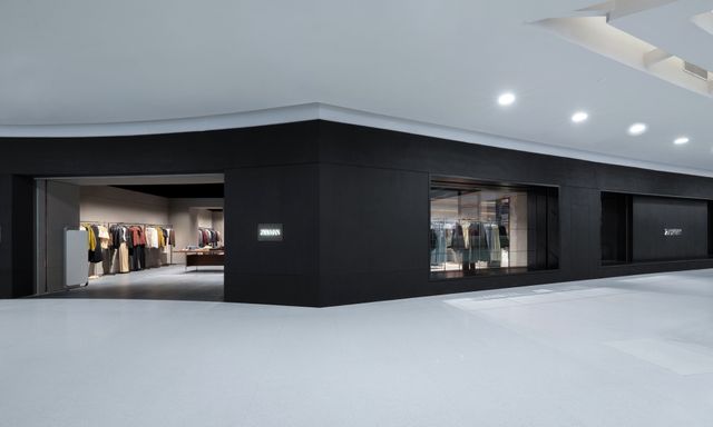 Một không gian hơn 2.000 m2 vừa ra mắt tại TP.HCM đang gây chú ý: Có gì đặc biệt mà ai đi qua cũng phải ngoái nhìn?