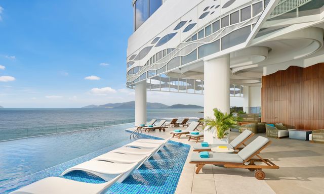  1 địa điểm mới mở ở thành phố biển đẹp nhất Việt Nam: View đẹp vô thực, tối giản nhưng vẫn sang trọng khiến du khách trầm trồ