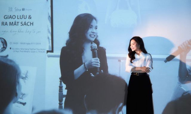 Nữ tác giả Việt từng là giám đốc khi mới 23 tuổi, sở hữu 14 đầu sách với 400.000 bản: “Doanh thu chỉ là bề nổi của một tảng băng”