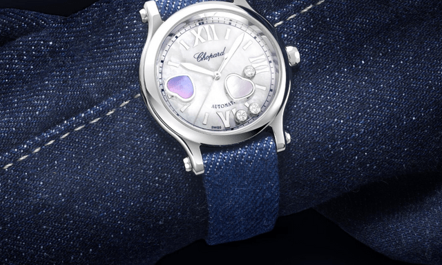 “Lá bùa duyên trên cổ tay”: Sự kết hợp không tưởng của kim cương và denim trong cùng 1 chiếc đồng hồ