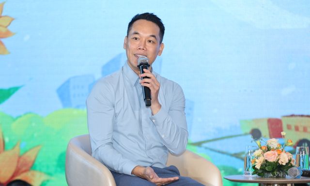Là người cha có con bại não, Chủ tịch JMB Vietnam mượn hình tượng “siêu nhân” để viết sách, biến câu chuyện của con thành dự án cộng đồng truyền cảm hứng 