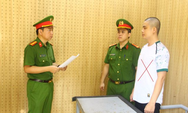 Khởi tố giám đốc Quàng Văn Tân SN 2000