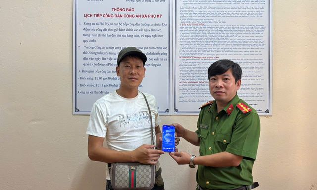 Công an xác minh giao dịch 61 triệu đồng được chuyển khoản qua Mobile Banking của Phạm Văn Tuấn 