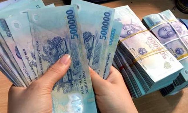 Công an xác minh giao dịch 2.400.000 đồng chuyển vào tài khoản của Nguyễn Đức Nhi SN 1959