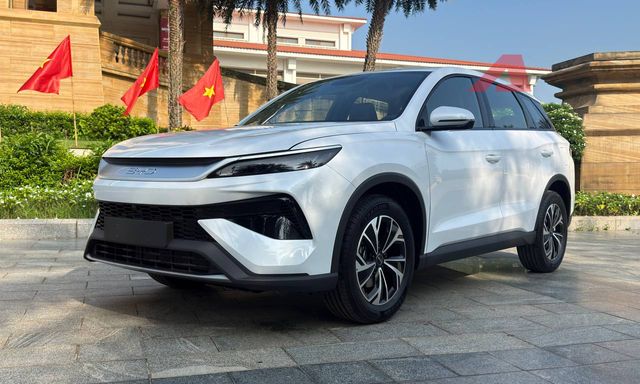 Chi tiết BYD Sealion 5 DM-i bản tiêu chuẩn: Thiếu ADAS, không sạc nhanh, bù lại bằng mức giá tiệm cận SUV B