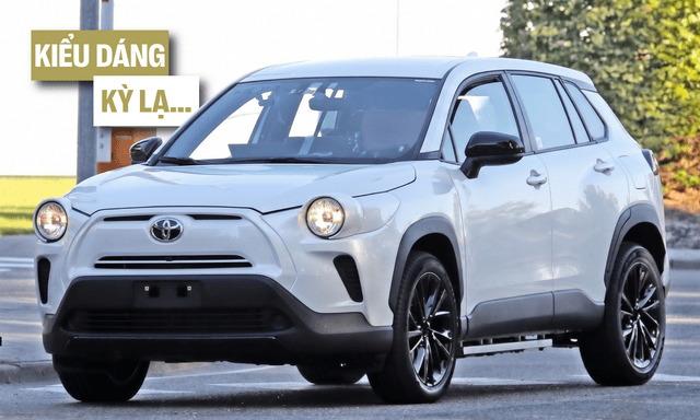Toyota thử nghiệm SUV điện mới dưới lớp vỏ Corolla Cross, nhiều điểm đặc biệt lần đầu xuất hiện