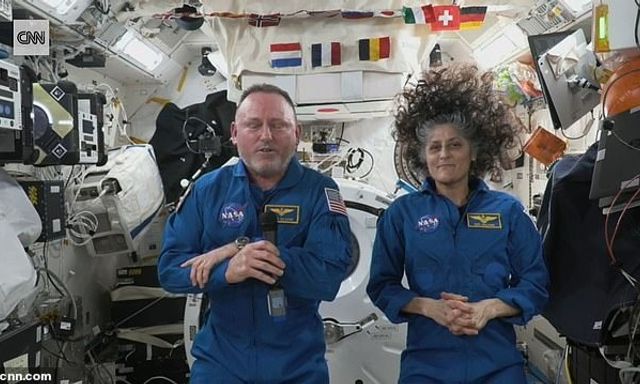 Tên lửa của Elon Musk chưa thể khởi hành, hai nhà khoa học tiếp tục bị kẹt ngoài không gian