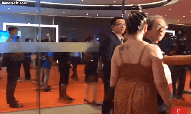 Mỹ nhân Việt cả đời được gọi là em bé, 