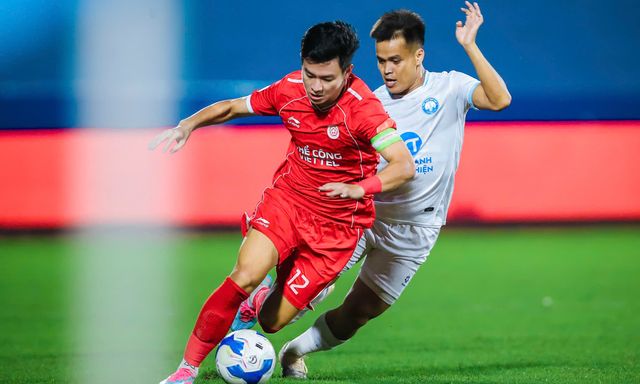 Hai trò cưng tỏa sáng, báo tin mừng cho HLV Kim Sang-sik