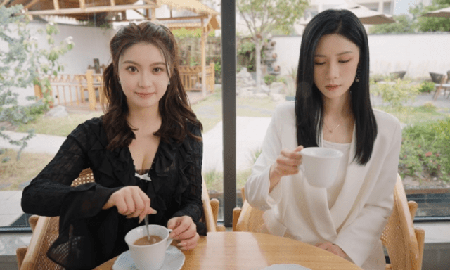 Thêm một tựa game tương tác người thật gây bão Steam dù chưa ra mắt, toàn mỹ nhân gợi cảm