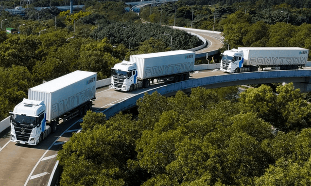 Chưa từng có trên thế giới: Trung Quốc sản xuất hàng loạt công nghệ 1 người lái 5 ô tô, giúp giảm 29% phí vận chuyển, tăng lợi nhuận đến 195%