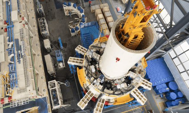 Trung Quốc tung cỗ máy ‘siêu quái vật’ độc nhất thế giới: Nặng 500 tấn, đào sâu thẳng đứng 1 km, múc lên loạt kho báu nghìn tỷ cả hành tinh khao khát