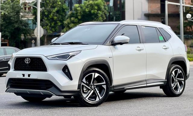 Toyota Yaris Cross bán hơn 1.000 xe/tháng nhờ giảm giá 100 triệu tại đại lý, lần đầu vượt Kia Seltos