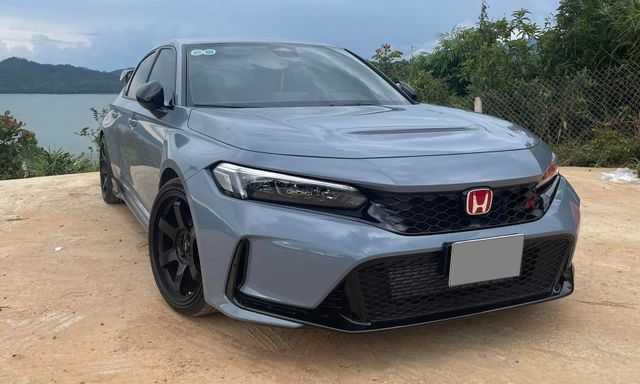 Honda Civic Type R hàng hiếm mới đi 5.000km đã bán lại: Giá 2,45 tỷ đắt hơn niêm yết mới, nhiều đồ độ hiệu suất cao