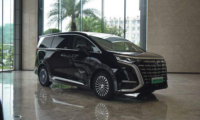 Mẫu MPV này vào Việt Nam sẵn sàng làm khó Kia Carnival: Cabin cận sang, có động cơ 'hot', giá quy đổi gần 1,2 tỷ