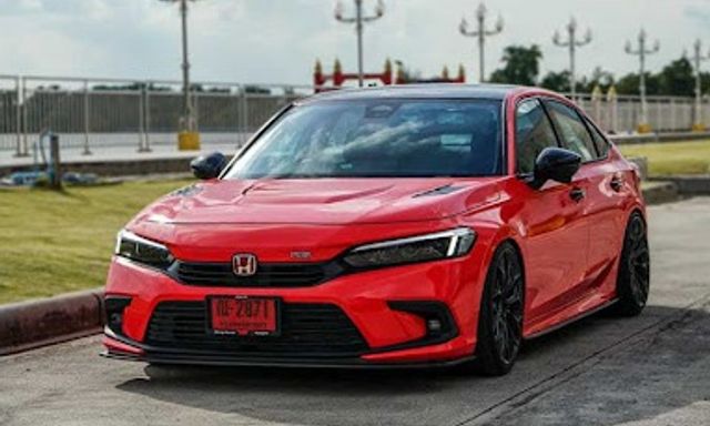 Honda Civic bán 'làng nhàng' ở Việt Nam nhưng khách Thái cực chuộng: Có tháng bán gần 1.400 xe, gấp gần 22 lần Mazda3 trong nửa đầu 2024