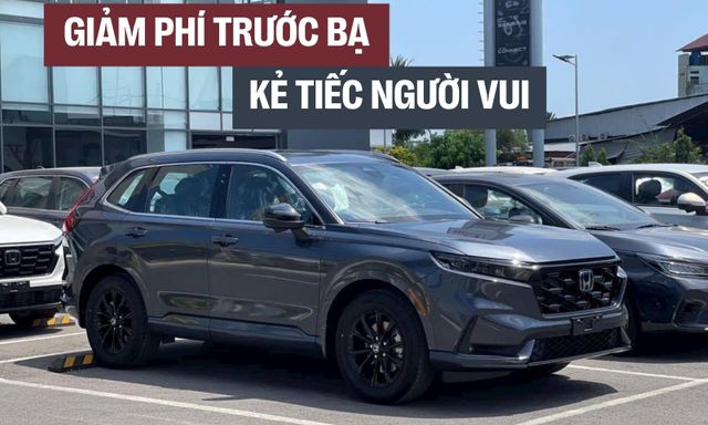 'Kẻ khóc người cười' trước việc giảm lệ phí trước bạ: Người 'vỡ òa' khi tiết kiệm gần 60 triệu, người 'hụt hẫng' vuột mất 80 triệu khi mới bấm biển vài ngày