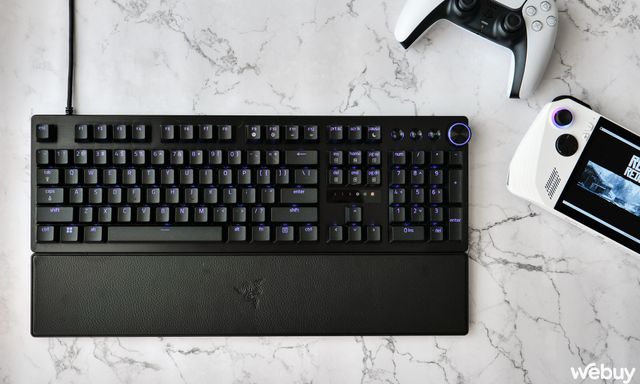 Trên tay bàn phím Razer Huntsman V3 Pro: Hướng tới game thủ 'Pro', switch thay đổi được điểm kích hoạt