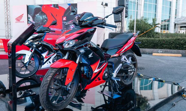 Vua côn tay 150cc cập bến đại lý, tiết kiệm xăng, nhiều ngón đòn khiến Yamaha Exciter dè chừng