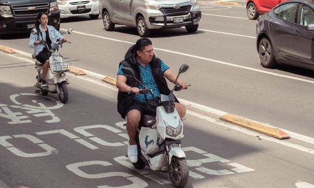 Xe điện Trung Quốc ngập tràn thành phố: Dân ở đây 