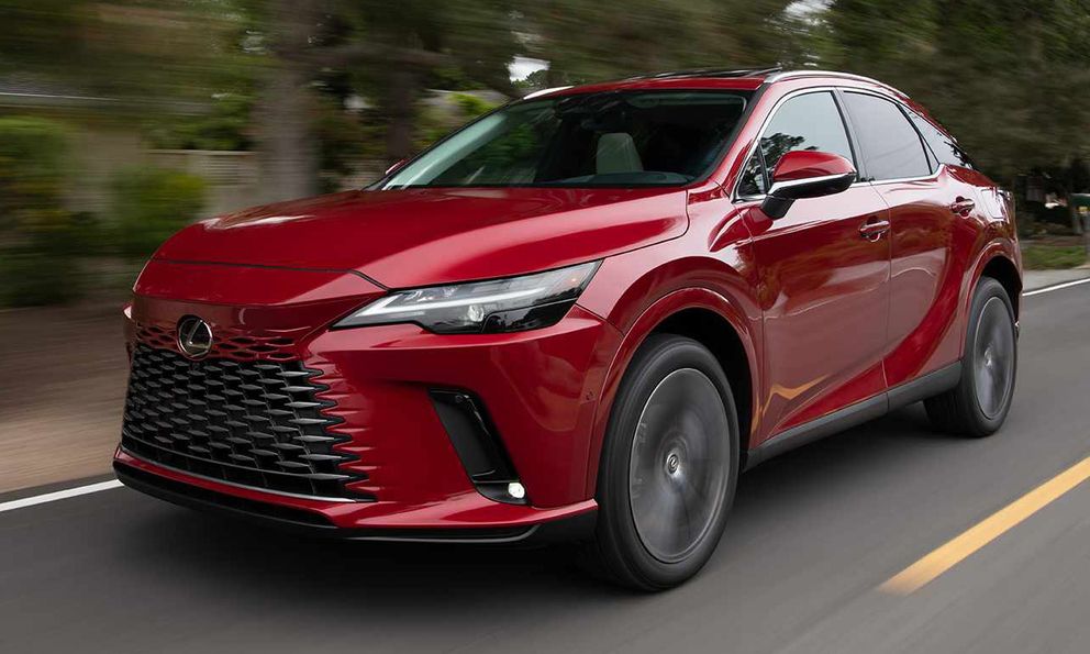 Rộ tin Lexus RX 350h sắp về Việt Nam