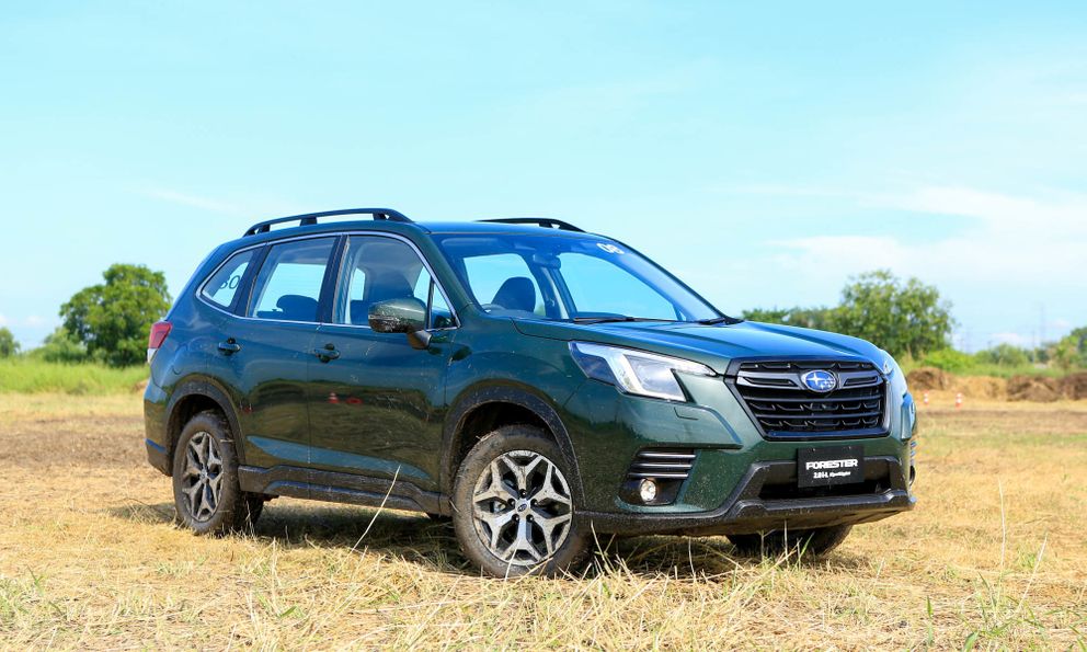 Vừa qua Tết, Subaru Forester lại hạ giá 220 triệu đồng