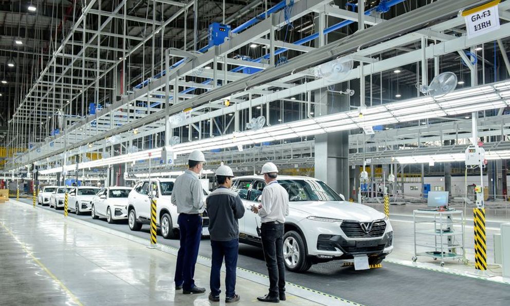 Sắp hết hạn miễn phí trước bạ ô tô điện, VinFast tiếp tục đề xuất kéo dài thêm 3 năm