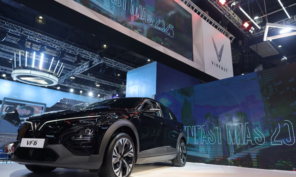 VinFast mở bán mẫu B-SUV VF 6 tại Phillippines, miễn phí sạc cho khách