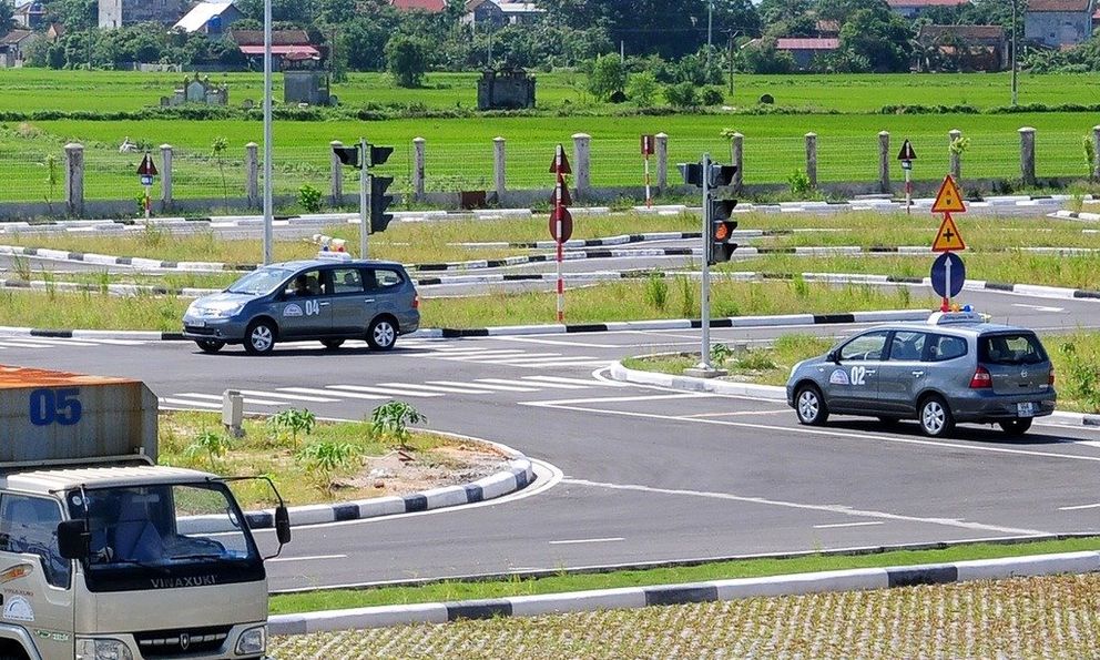 Công an Hà Nội bắt đầu tổ chức sát hạch cấp giấy phép lái xe ô tô