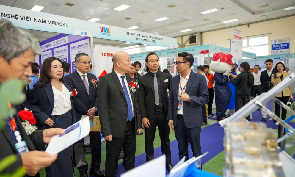 Khai mạc Triển lãm VME và SIE 2025: Kết nối sản xuất Việt Nam với chuỗi giá trị toàn cầu