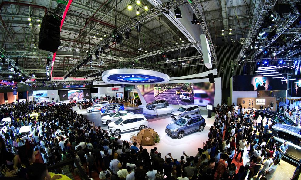 Vietnam Motor Show 2025 lại “lỗi hẹn” với người hâm mộ