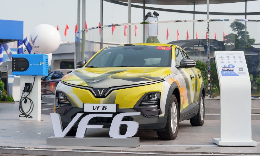 VinFast bàn giao gần 11.000 xe ô tô điện trong tháng 8 