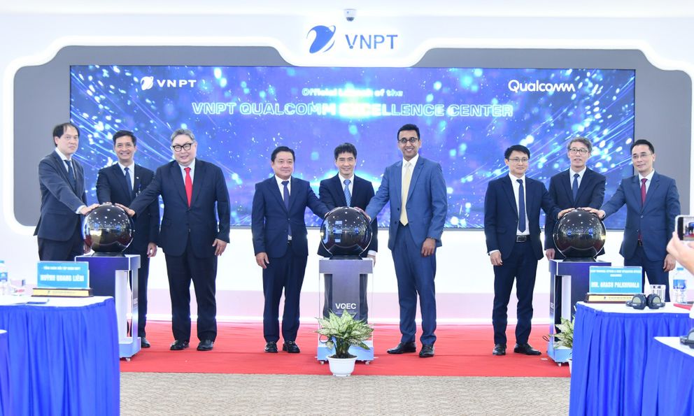 VNPT bắt tay Qualcomm ra mắt trung tâm công nghệ VQEC, hướng tới kỷ nguyên Techco Việt Nam
